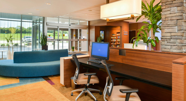 Fairfield Inn & Suites by Marriott St. Joseph, Book Hotel Hoteller i Missouri med pool, Swimmingpool