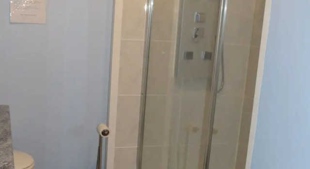 Трёхместный семейный номер Standard с видом на сад Chambre dhôtes Champagne Laval Louïs