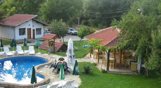 Nigovanka Complex, Reservar Hotel Emen Gabrovo