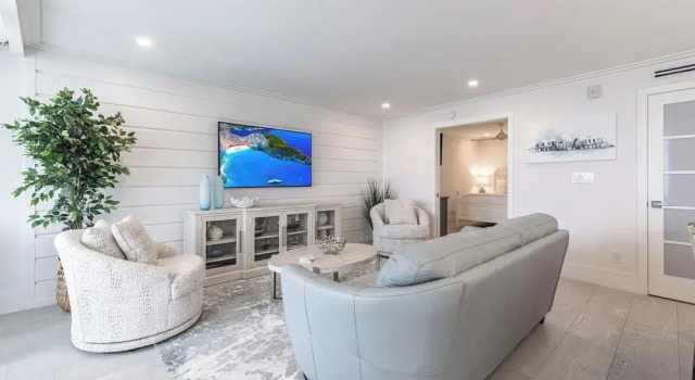 Lovely Marco Island Condo w/ Private Bay View