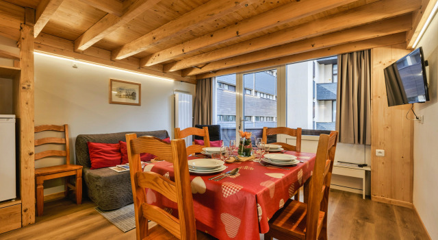 Résidence Grand Roc - Campanules 122, Prenota Appartamento Hotel a Alvernia con parcheggio, Parcheggio