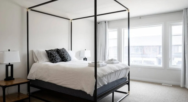 Deluxe Three Bedroom Townhouse, Varaa Hotelli Hamilton 