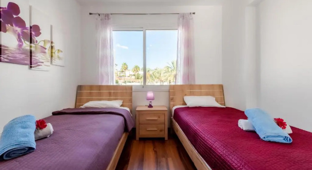 Laguna Sunrise by Ezoria Holiday Rentals, Rezerwuj Hotel Hotele 3-gwiazdkowe w Peja, 3*