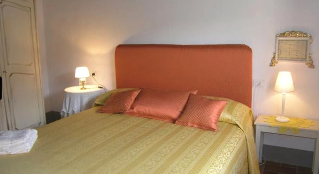 Borgo di Serignana, Book Hotel San Godenzo Toscana