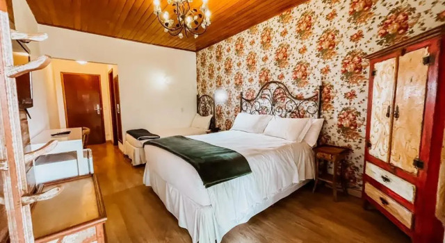 Люкс с балконом Hotel Ascona