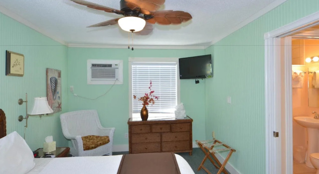 Old Town Suites, Забронировать Отель Отели Ки-Уэст 3 звезды, рядом с The Unitarian Universalist Fellowship of Key West, 3*