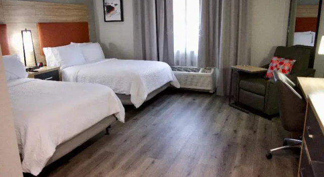 Четырёхместный номер Standard Candlewood Suites Harrisonburg by IHG