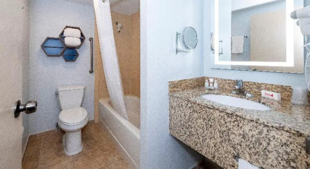 Студия Red Roof Inn & Suites Wilmington - New Castle