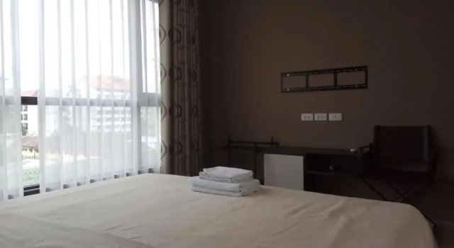 Номер Standard с балконом и с видом на море Many Holiday The Base Condo