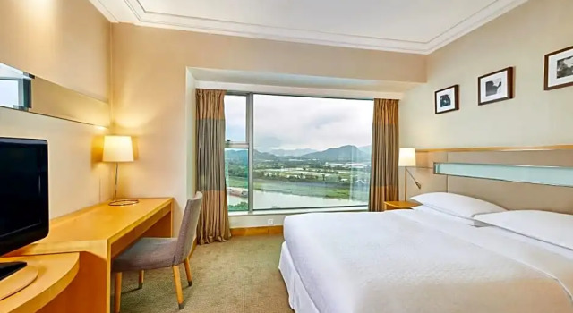 Номер Superior Four Points by Sheraton Shenzhen
