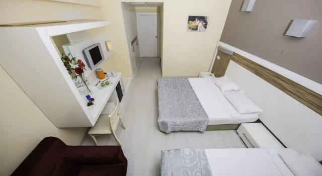 Трёхместный номер Standard с балконом Armir Resort - All inclusive