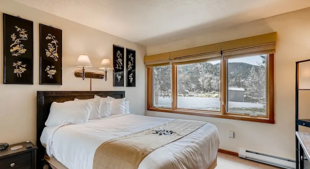 Premier 2br/2ba In Lakeside Ge- Kids Ski Free! 2 Bedroom Condo by RedAwning