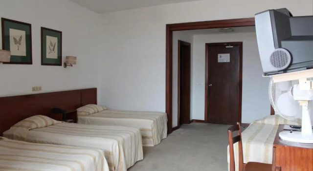 Трёхместный номер Standard Residencial Greco