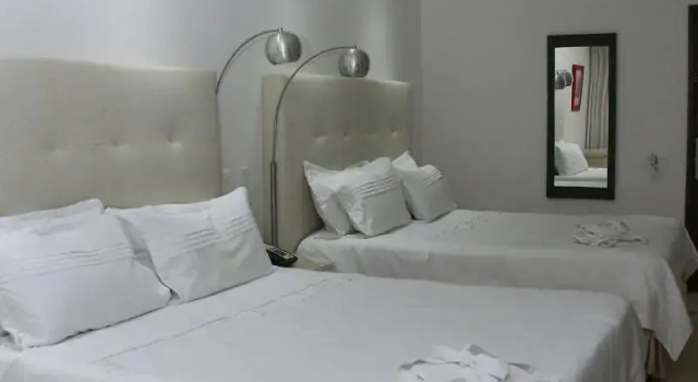 Двухместный номер Standard с балконом Country International Hotel