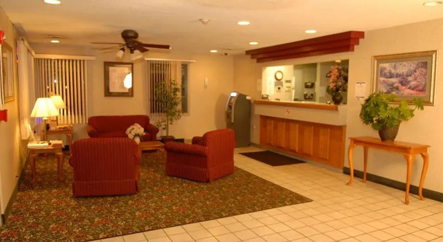 Americas Best Value Inn, Buchen Sie Hotel Niles Chicago North Shore