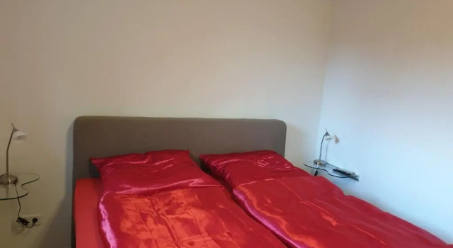 Ferienwohnung Reinhardt, Rezervasyon Otel Oldenburg Lower-Saxony, Train Station Oldenburg yakınında