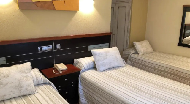 Трёхместный номер Standard Hotel Sena
