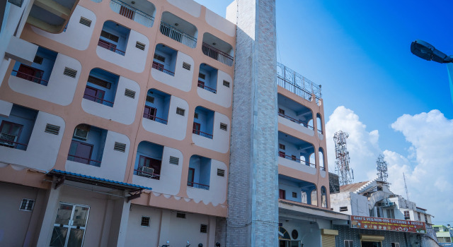 Hotel Chanma International, Boek Hotel Hotels in Tamil Nadu met zwembad, Zwembad