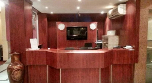Retaj Dabab, Buchen Sie Hotel Al Sulimania 