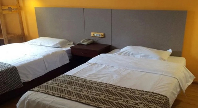 Guilin Goo Hotel, Забронировать Отель Отели Гуйлинь 3 звезды, рядом с Пагоды Солнца и Луны, 3*