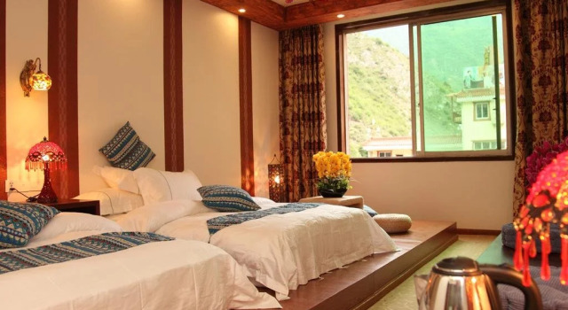 TOWO Shangpin Hotel Jiuzhaigou Branch, Book Hotel Hotels in Ngawa with Parking, Parking