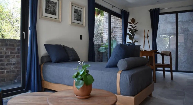 Четырёхместный люкс Standard Tanat Art Apartments