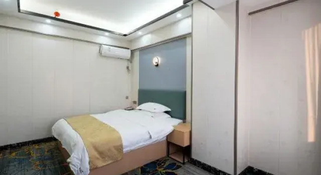 Люкс Deluxe Jinsha Boutique Hotel, Dongguan Chang'an Light Rail Station Branch)