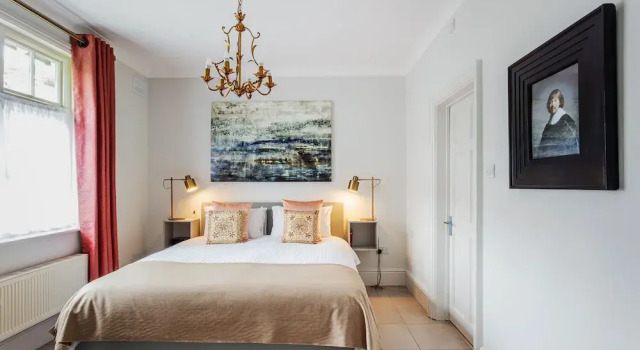 Ship Bungalow, Забронировать Отель Бизнес-отели Англии, 4* 5*