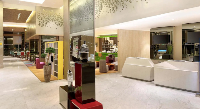 Novotel Makassar Grand Shayla, Забронировать Отель Макасар провинция Южный Сулавеси