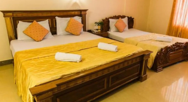 Семейный номер Standard Asia Hotel