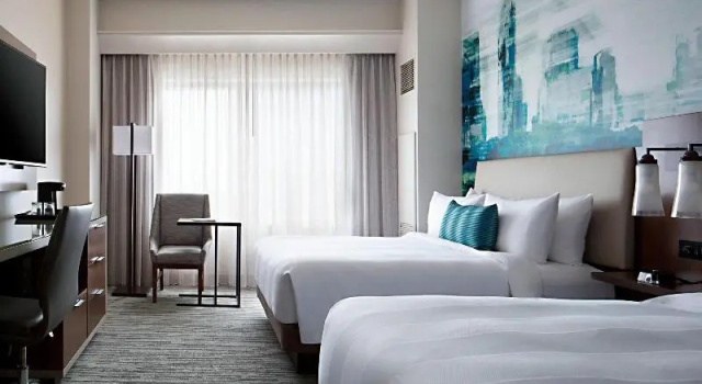 Четырёхместный номер Standard Indianapolis Marriott Downtown