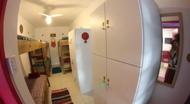 Кровать в общем номере Inefável Hostel Floripa
