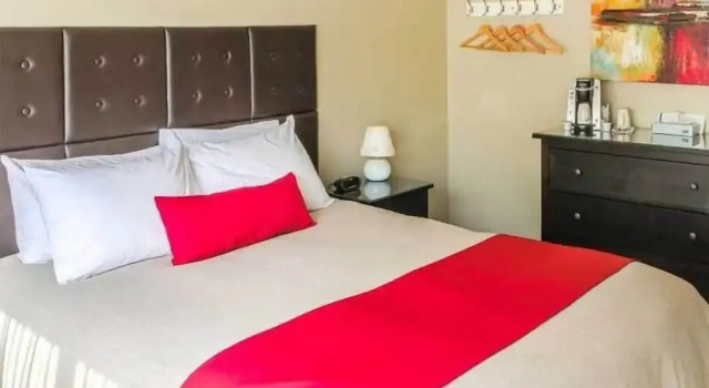 Двухместный номер Standard Auberge Aux Quatre Matins