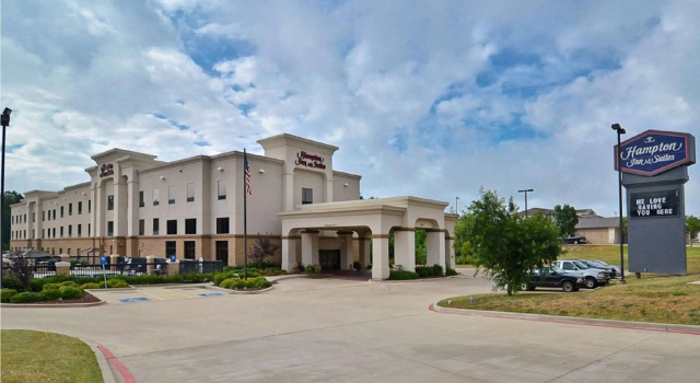 Четырёхместный номер Standard Hampton Inn & Suites Nacogdoches