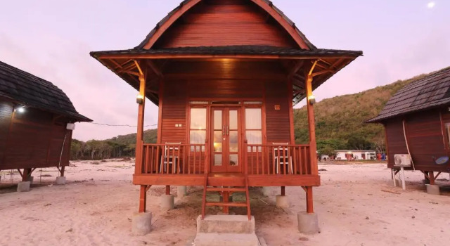 UMARIMBA Beach Lodge, Book Villa Hotels in Lombok with Parking, Parking
