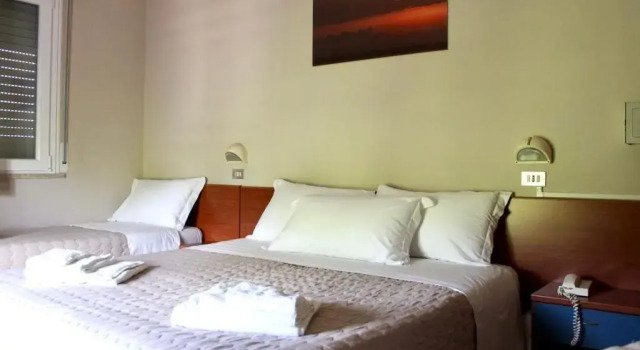 Четырёхместный номер Standard Hotel President