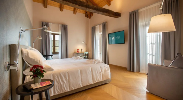 Villaggio Narrante - Cascina Galarej, Buchen Sie Hotel Serralunga d'Alba Langhe