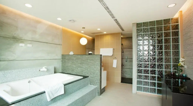 Люкс 823 Tourist Hotel
