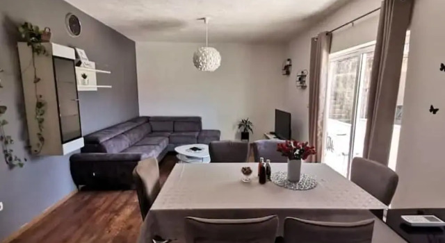 Quiet Family-friendly Trogir Apartment