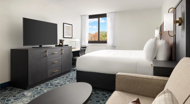 Двухместный номер Standard Doubletree By Hilton Concord Downtown