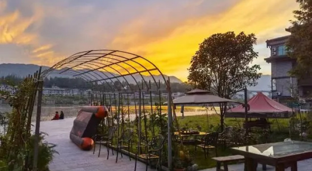 Chongqing Jiangwan Inn, Buchen Sie Hotel Chongqing 