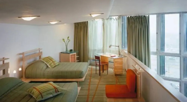 Четырёхместный люкс Executive Inn at Price Tower