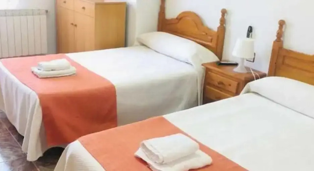 Трёхместный номер Standard Hostal Restaurante Taibilla