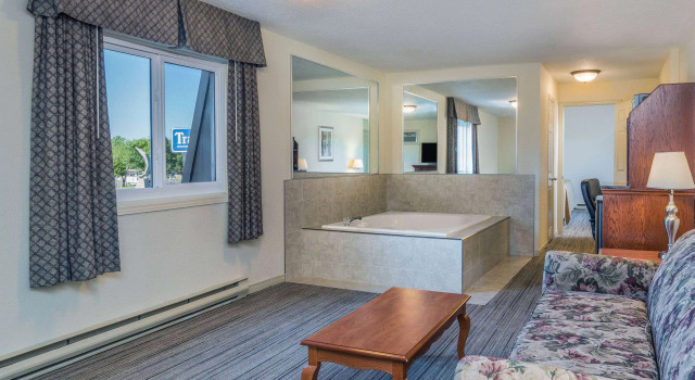Travelodge by Wyndham Gananoque, Rezervovat Mini-hotel Mini-hotely v Thousand Islands, Mini-hotel