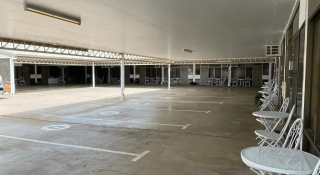 Номер Standard Abajaz Motor Inn - Pool and short walk to Town