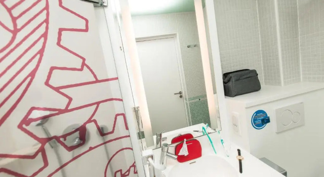 Двухместный номер Standard ibis Styles Париж Мэри де Клиши