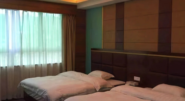 Xianglong Hotel, Boek Hotel Hotels in Guangdong met parkeren, Parkeren