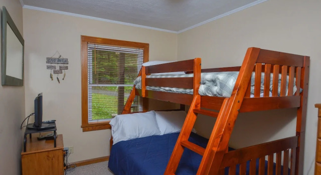 Whispering Oaks 3 Bedroom House, Buchen Sie Hotel Hotels in Maryland mit Parkplatz, Parkplätze