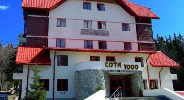 Hotel Cota 1000, Забронировать Отель Мороэни Дымбовица