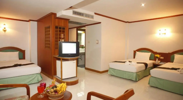 Семейный номер Standard Boon Siam Hotel